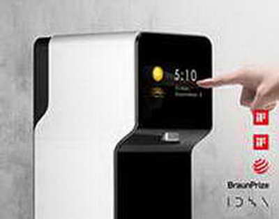 «Біз неге бақытсыз ұлтпыз?»: ақын Танакөз тағы да даулы жазба жариялады